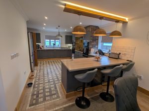 Photo 11- click for photo gallery